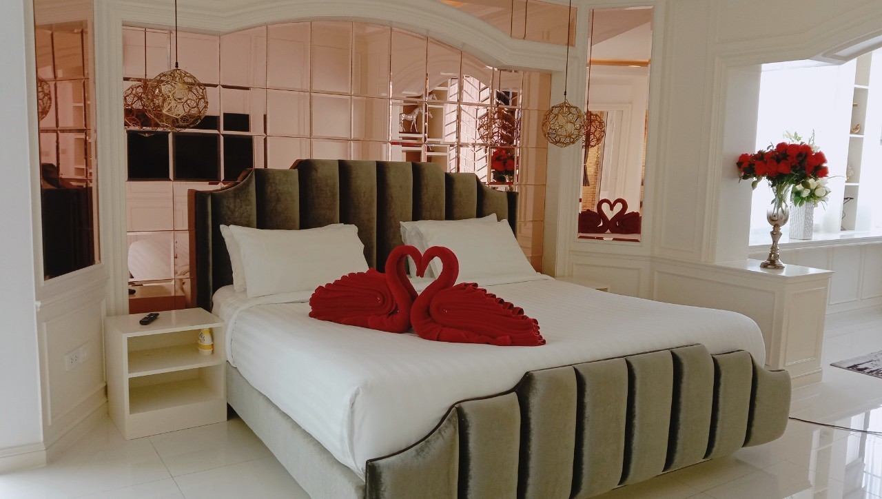 1762833901-1512 หลังG_๒๐๑๒๑๘.jpg